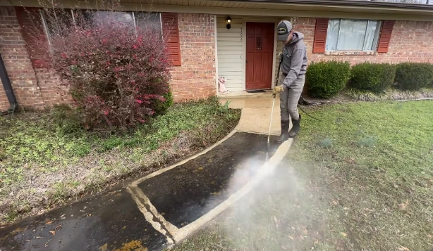 House washing Springfield MO pre-inspection